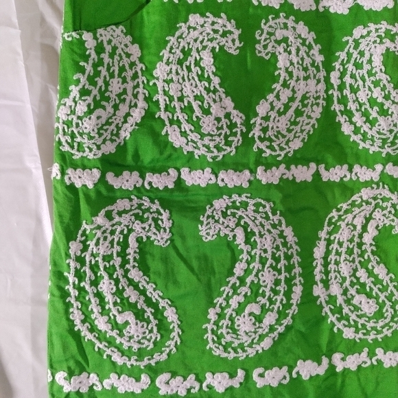 Lilly Pulitzer Green Paisley Embroidered Jacqueline Shift Dress - Picture 5 of 15